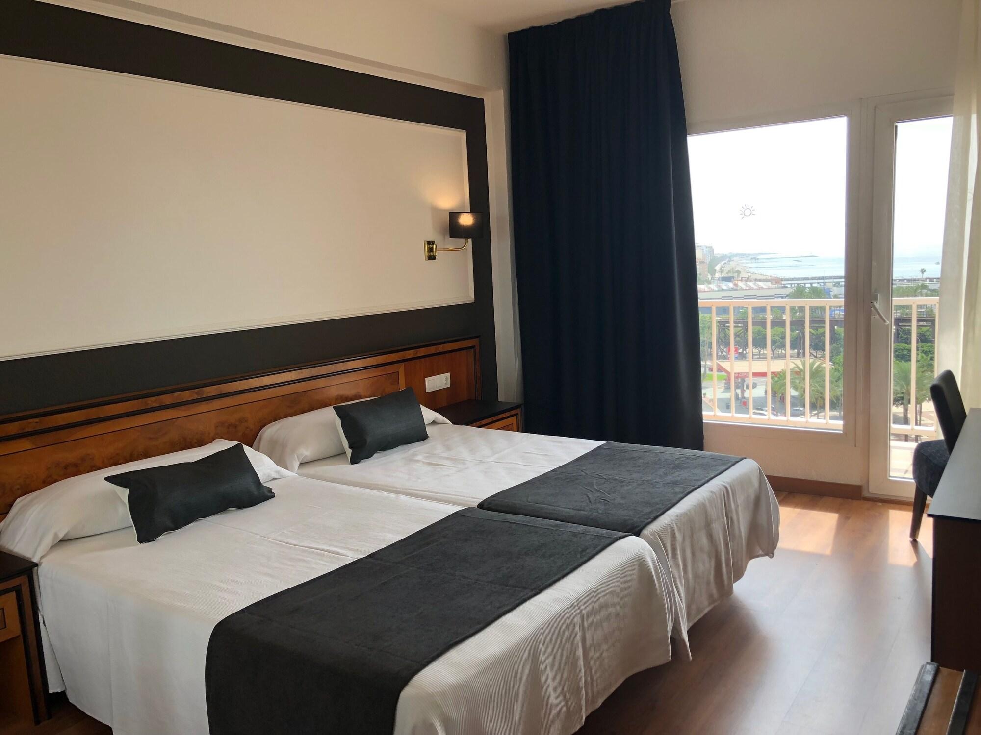Ohtels Gran Hotel Almería Exterior photo