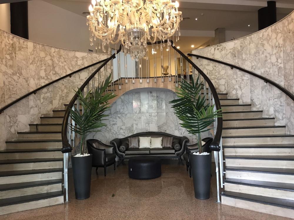 Ohtels Gran Hotel Almería Exterior photo